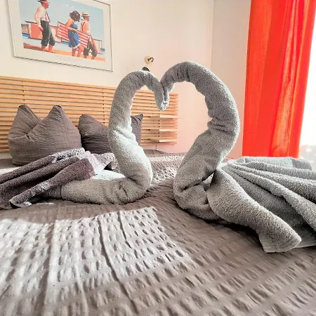 Dollahner Apartment *
